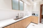 ⁦Crystalwalk view 2 Bedroom + Maid's Room Apartment in Crystalwalk, Gewan Island⁩ - الصورة ⁦21⁩