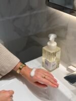 ⁦Refillable Foam bottle (black edition)⁩ - الصورة ⁦9⁩